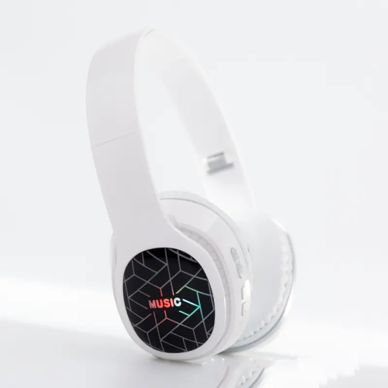 Wireless Bluetooth headphones